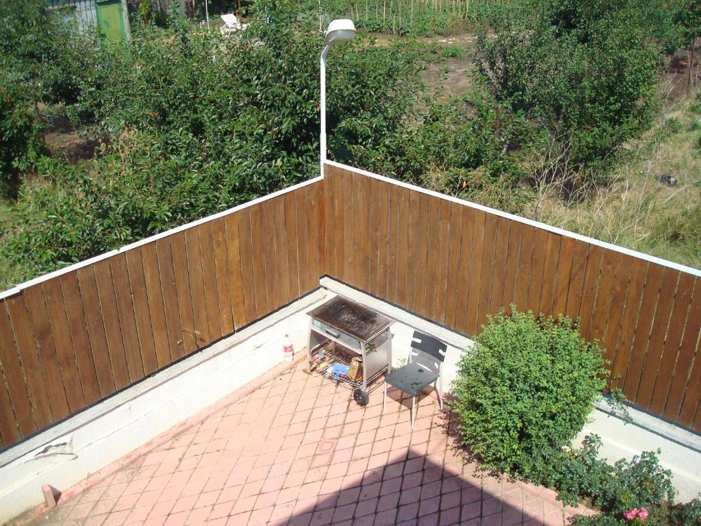 Pension Oasis Костинешти Экстерьер фото